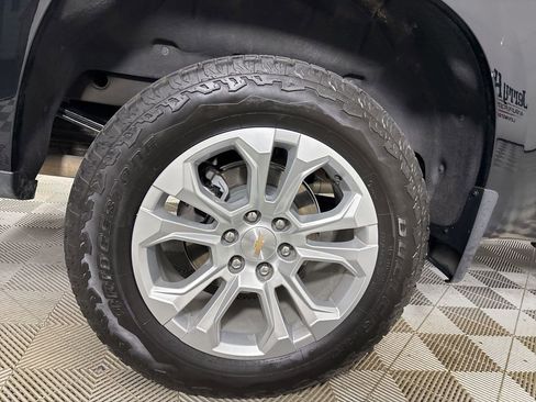 Used 2024 Chevrolet Silverado 1500 LTZ w/ Z71 Off-Road Package image 32