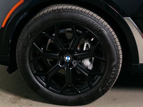 Used 2020 BMW X7 xDrive40i w/ Premium Package image 17