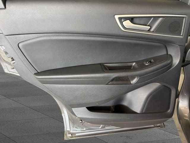 Used 2021 Ford Edge SEL w/ Convenience Package FWD image 12