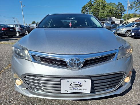 Used 2015 Toyota Avalon XLE Touring image 2