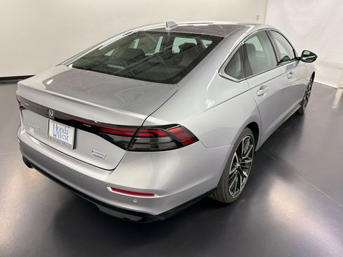 New 2026 Honda Accord Touring image 9