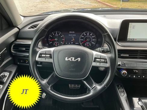 Used 2022 Kia Telluride SX image 16