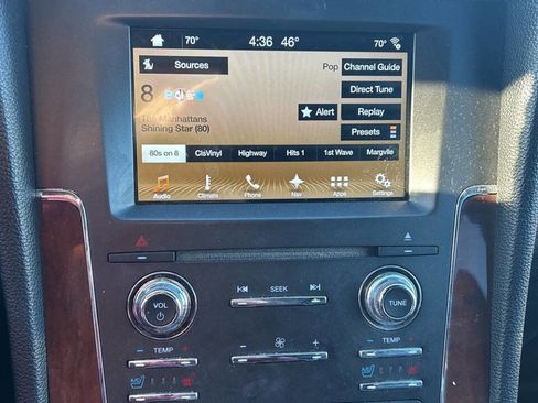 Used 2017 Lincoln Navigator L Select image 18