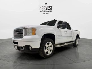 Used 2014 GMC Sierra 2500 Denali w/ Suspension Package, Off-Road image 1