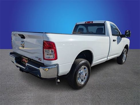 Used 2024 RAM 2500 Tradesman w/ Chrome Appearance Group image 5