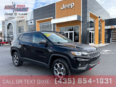 Used 2022 Jeep Compass Trailhawk w/ Trailhawk Convenience Group image 1