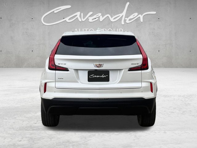 Certified 2024 Cadillac XT4 Luxury AWD/4WD image 15