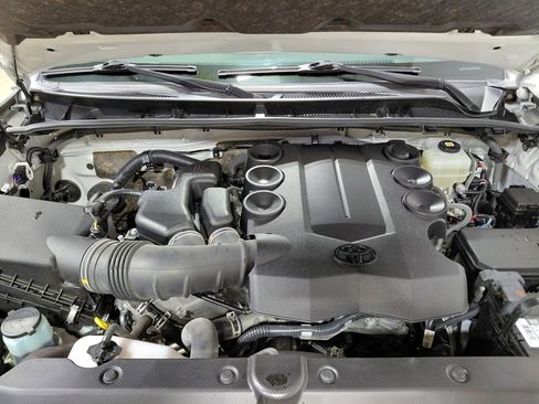 Used 2020 Toyota 4Runner SR5 image 23