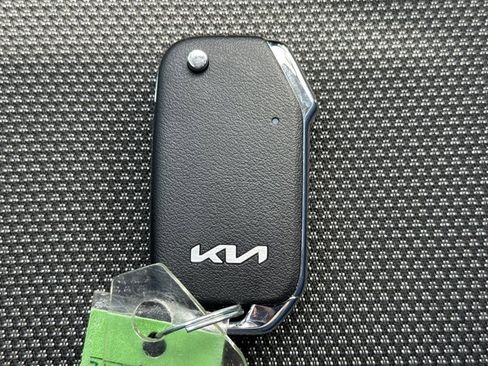 Used 2024 Kia Forte LXS w/ LXS Technology Package FWD image 16