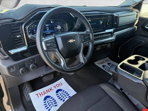 Used 2023 Chevrolet Silverado 1500 LT image 12
