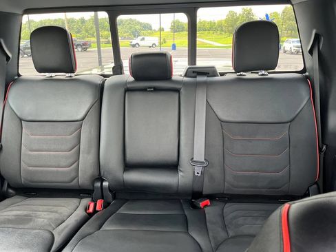 Used 2023 Ford F250 Lariat w/ Lariat Ultimate Package AWD/4WD image 14