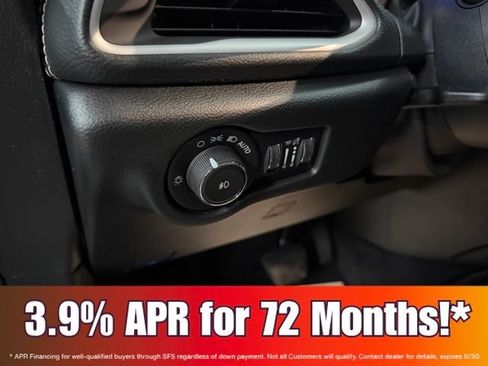 New 2026 Chrysler Pacifica Select FWD image 19