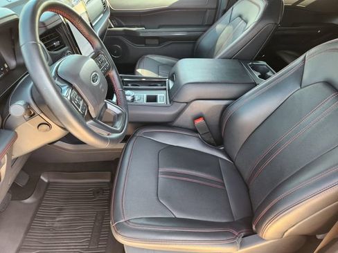 Used 2024 Ford Expedition Limited RWD image 13