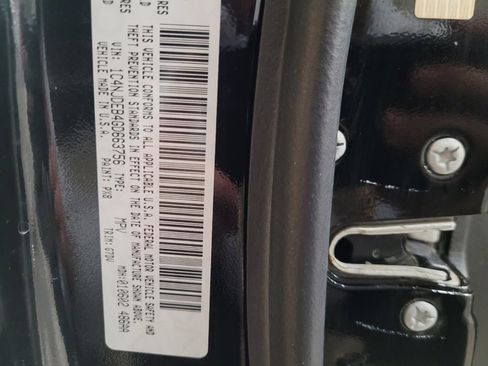 Used 2016 Jeep Compass Latitude image 33