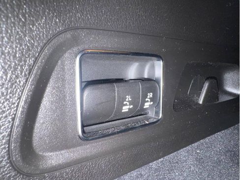 Used 2021 Mercedes-Benz GLS 450 4MATIC image 27