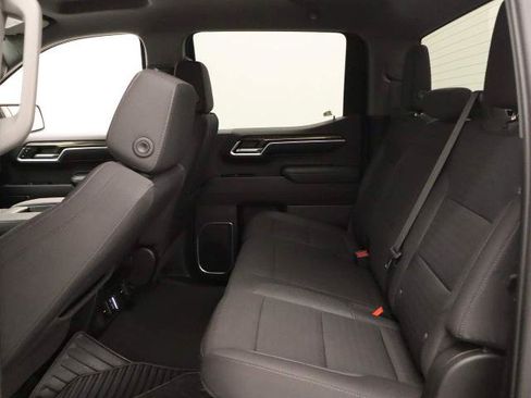 Used 2022 Chevrolet Silverado 1500 LT RWD image 34