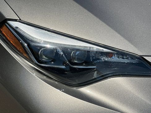 Used 2019 Toyota Corolla SE FWD image 11