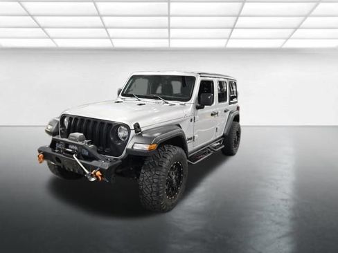 Used 2022 Jeep Wrangler Unlimited Sport AWD/4WD image 9