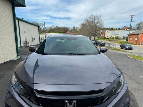 Used 2019 Honda Civic Sport image 10