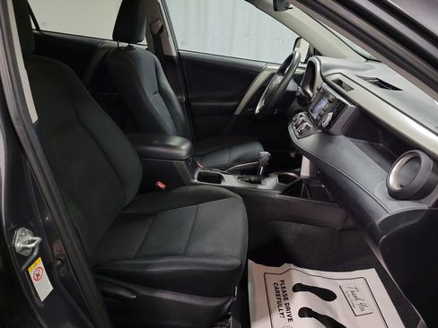 Used 2018 Toyota RAV4 LE w/ All Weather Liner Package image 23