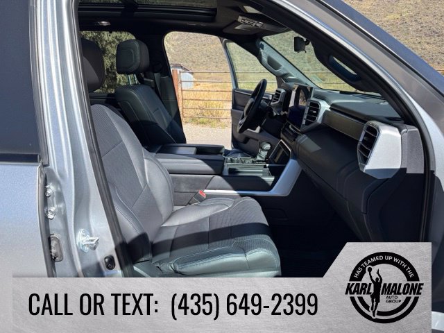 Used 2024 Toyota Sequoia Platinum AWD/4WD image 41