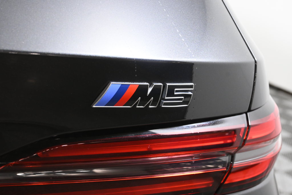 Used 2025 BMW M5 Touring AWD/4WD image 38