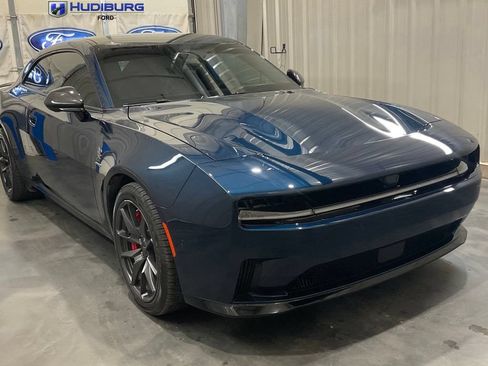 Used 2024 Dodge Charger Daytona Scat Pack w/ Plus Group AWD/4WD image 1
