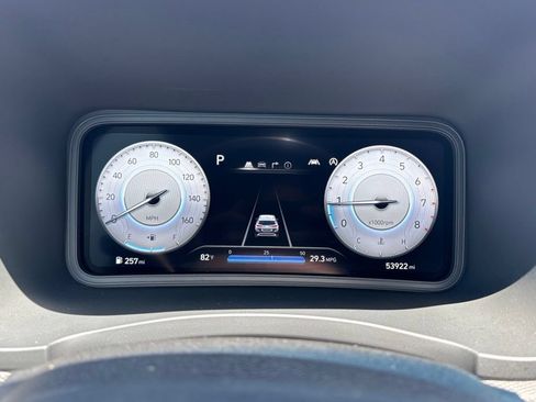 Used 2022 Hyundai Kona Limited w/ Cargo Package AWD/4WD image 11