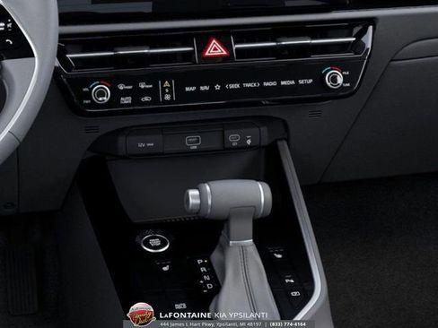 New 2026 Kia Niro EX image 23