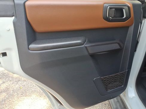 Used 2024 Ford Bronco Outer Banks AWD/4WD image 14