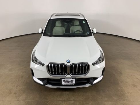 Used 2025 BMW X1 xDrive28i w/ Technology Package image 4