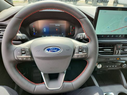 New 2026 Ford Escape ST-Line w/ Tech Pack #1 image 16