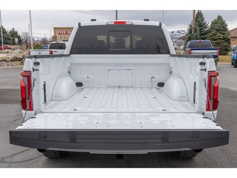 Used 2024 Ford F150 Lariat w/ FX4 Off-Road Package image 14