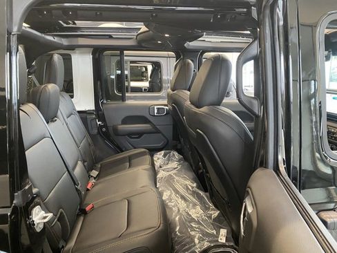 New 2025 Jeep Wrangler Unlimited Rubicon 392 image 31