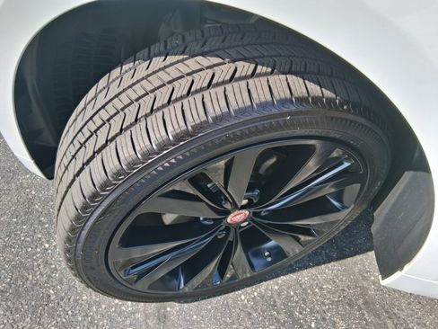 Used 2017 Jaguar F-PACE S AWD/4WD image 22