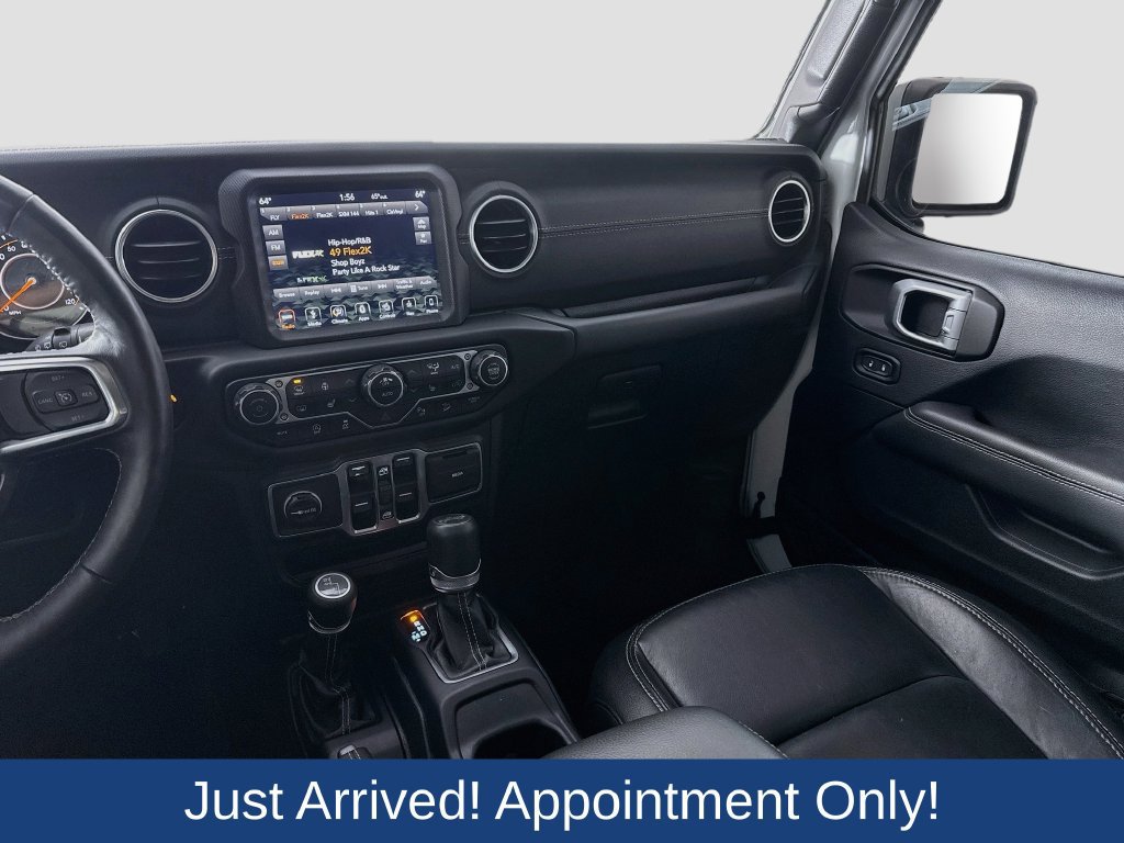 Used 2019 Jeep Wrangler Unlimited Sahara AWD/4WD image 28