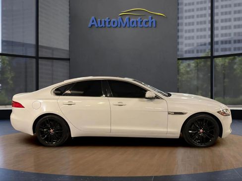 Used 2016 Jaguar XF Prestige image 12