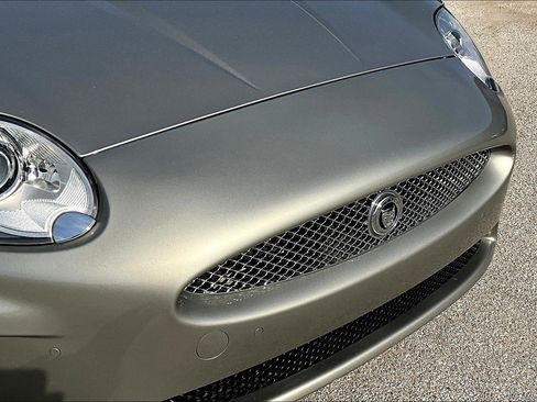 Used 2010 Jaguar XK Convertible image 30
