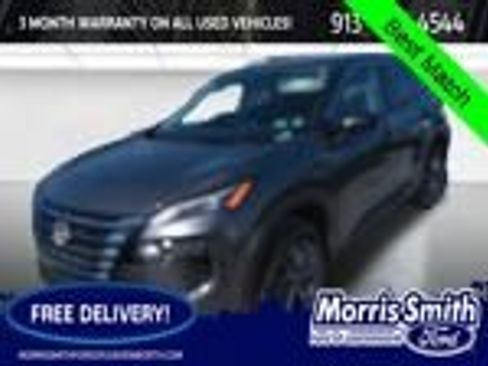 Used 2024 Nissan Rogue S AWD/4WD image 1
