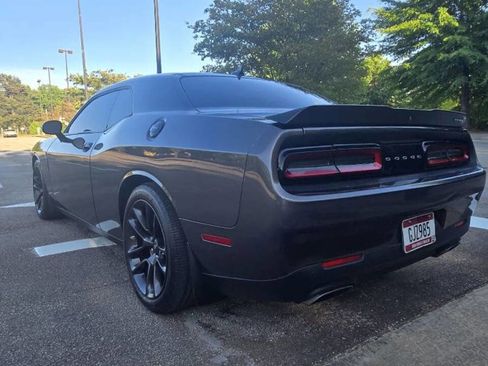 Used 2020 Dodge Challenger R/T Scat Pack RWD image 5