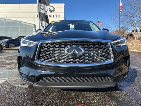Certified 2025 INFINITI QX50 Pure image 17