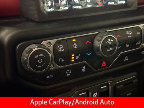 Used 2022 Jeep Gladiator Rubicon w/ Cold Weather Group image 28