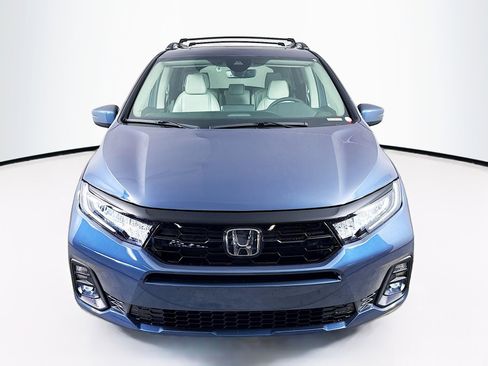 New 2026 Honda Odyssey Touring image 3