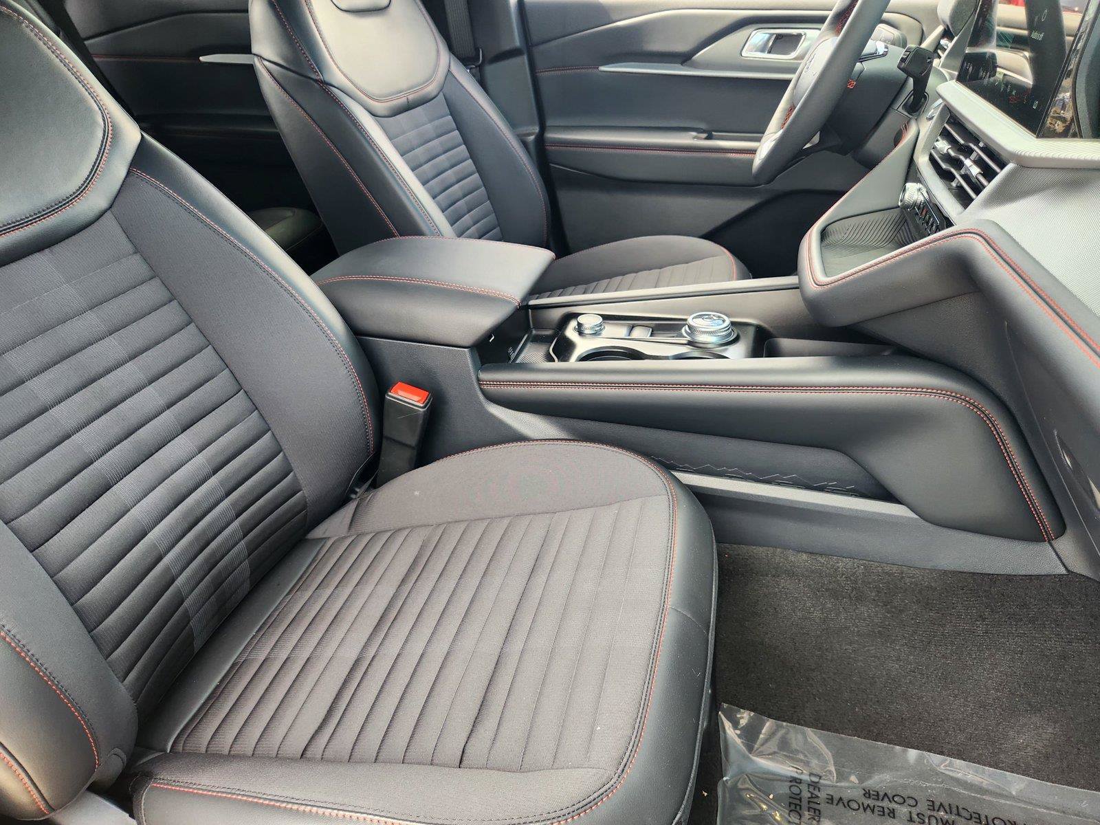 New 2026 Ford Explorer ST-Line w/ ST-Line Street Pack RWD image 10