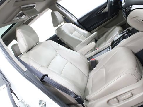 Used 2017 Honda Pilot Elite image 33