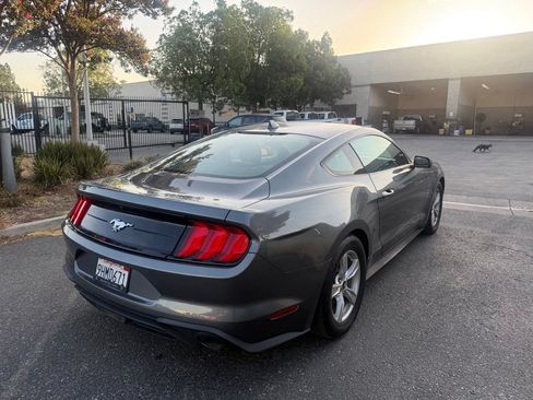 Used 2023 Ford Mustang Coupe RWD image 4
