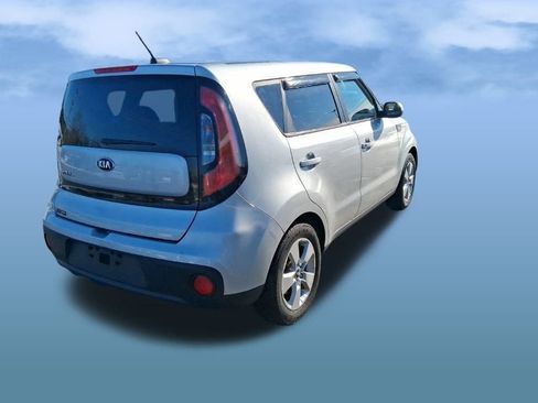 Used 2018 Kia Soul image 7