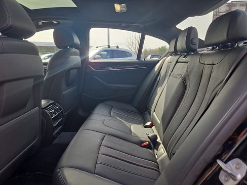 Used 2019 BMW 540i xDrive image 10