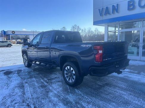 Certified 2022 Chevrolet Silverado 2500 Custom w/ Gooseneck/5TH Wheel Package AWD/4WD image 3