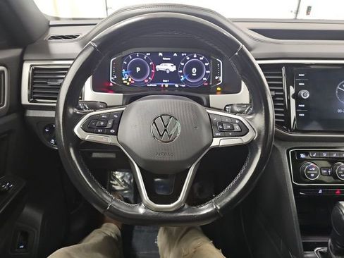 Used 2020 Volkswagen Atlas Cross Sport SEL AWD/4WD image 18